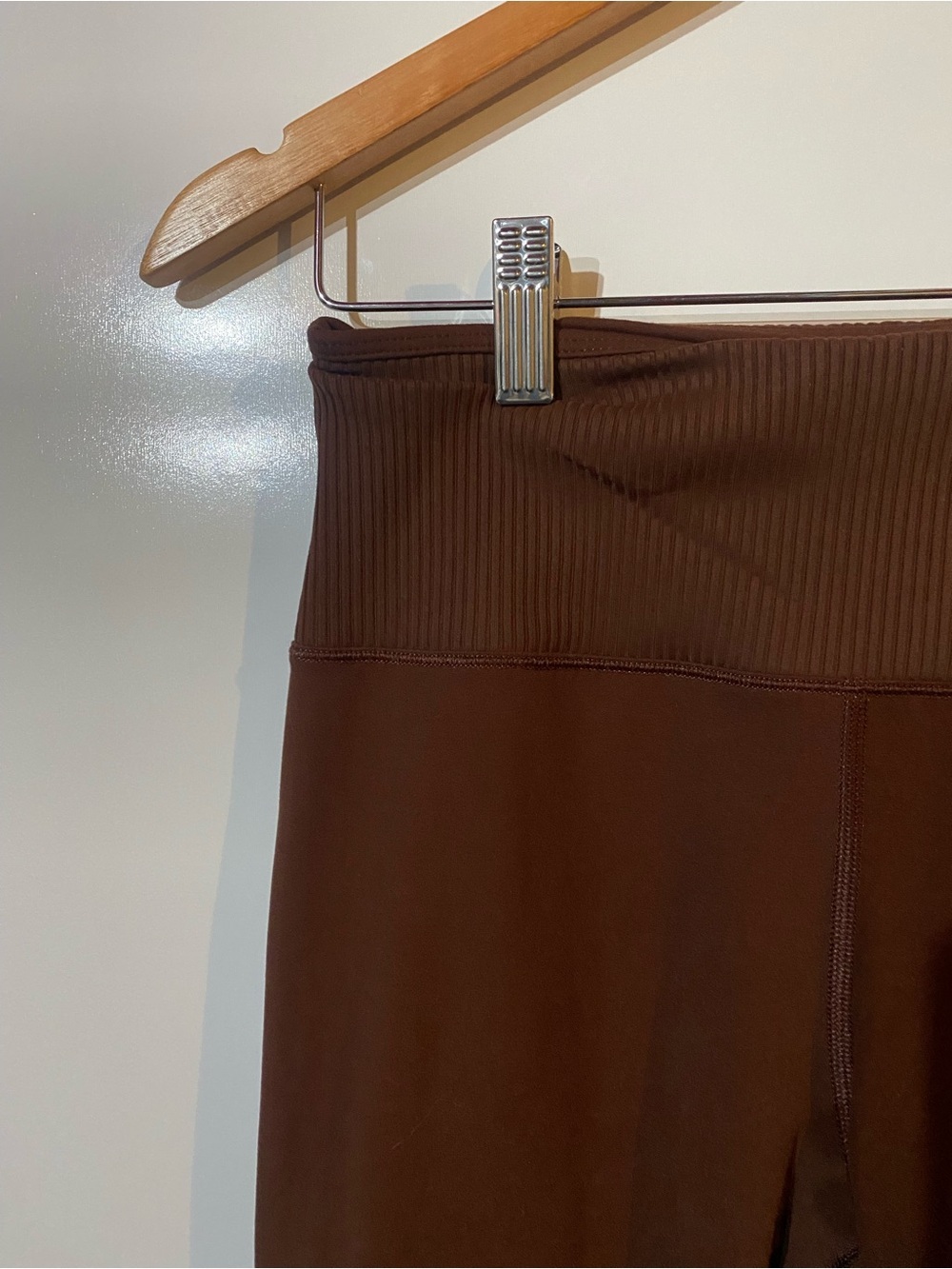 Vuori Brown Rib Studio Performance Leggings Medium Compression Smooth Activewear - Picture 5 of 5